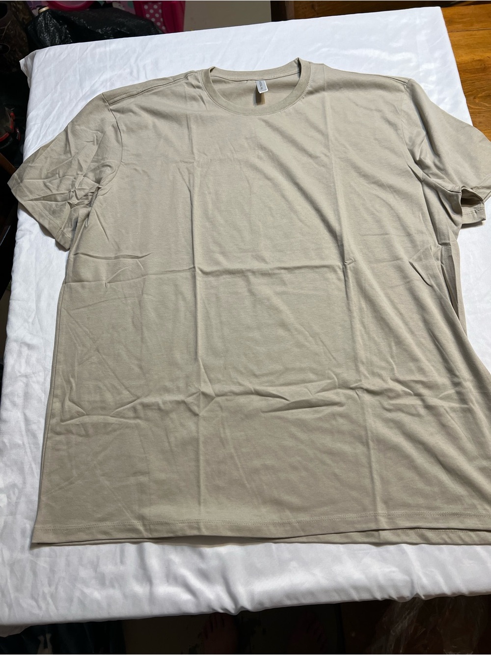 Men's Short Sleeve Crewneck T-Shirt in Sand